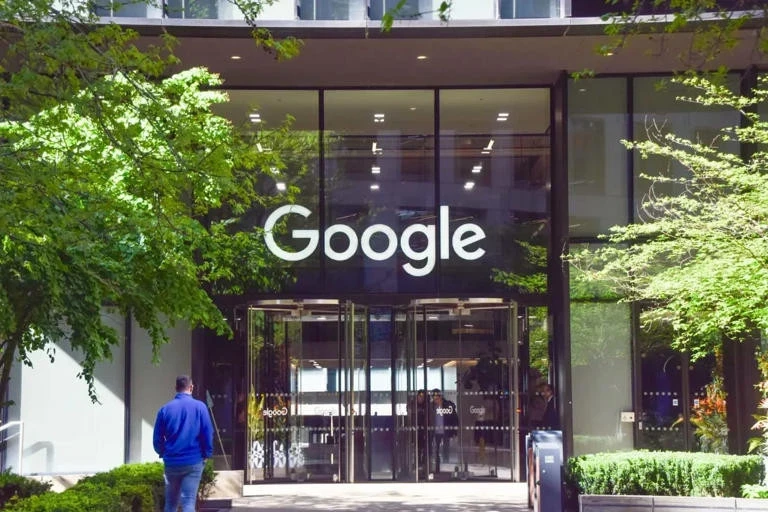 Alphabet Stock Soars Amid Antitrust Victory Alphabet Stock Soars Amid Antitrust Victory