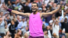 US Open 2025: Alcaraz Shines in Historic Win